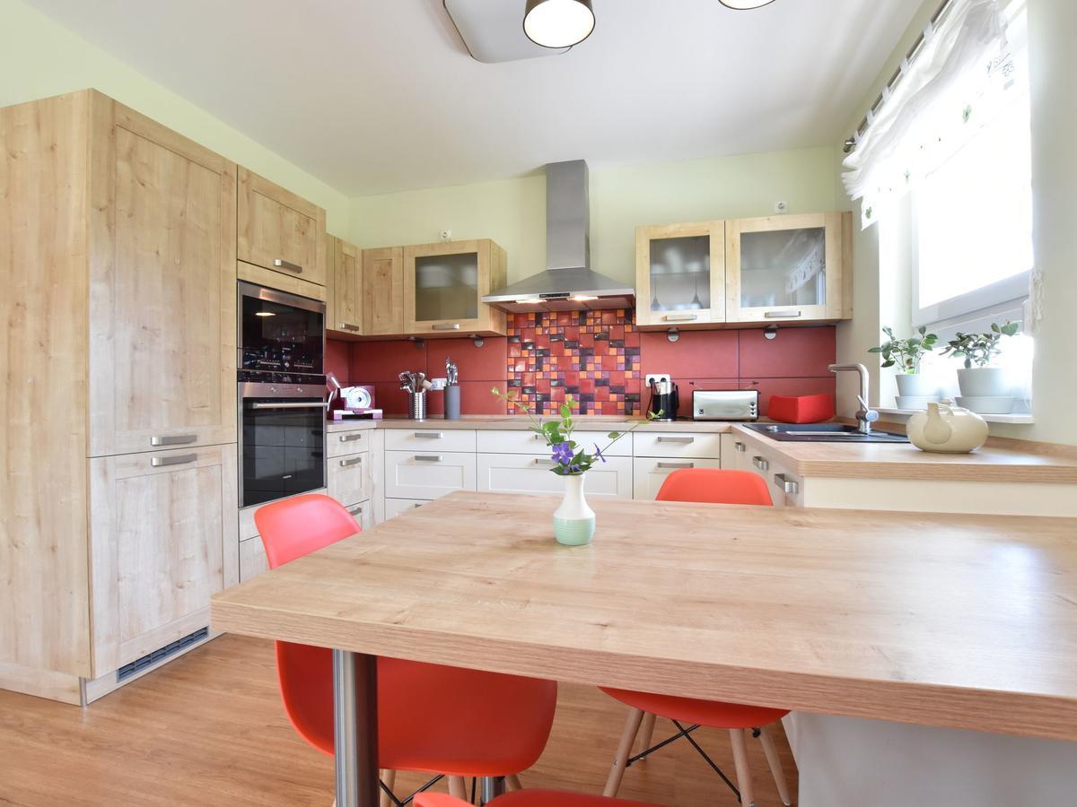 Spacious Holiday Home In Hornstorf With Trampoline Екстериор снимка